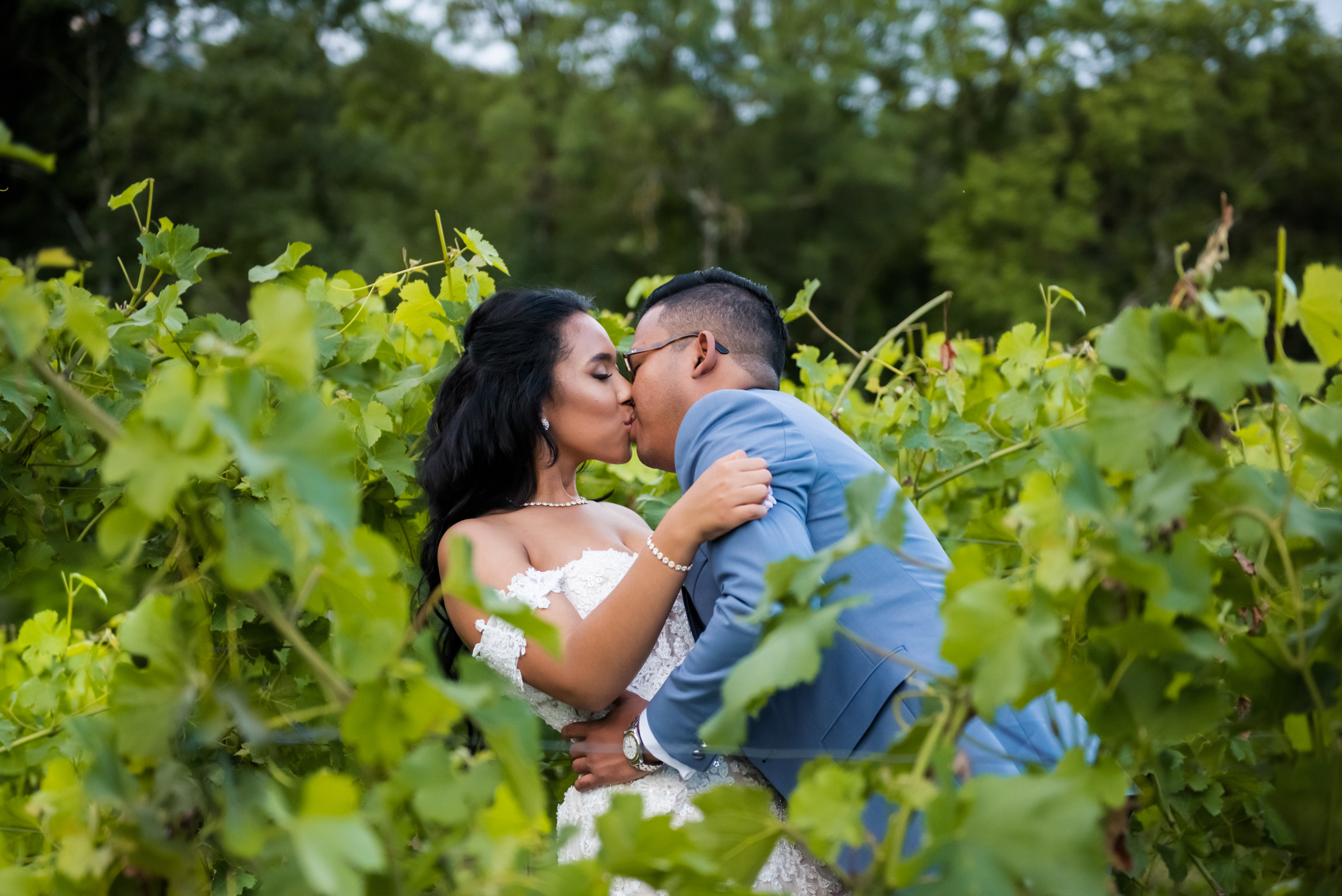 Cérémonie de mariage capturée par le photographe Alex Wong à Annecy